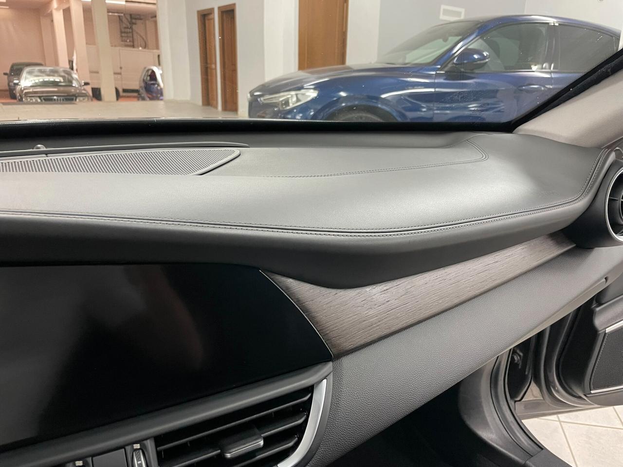 Alfa Romeo Giulia BLINDATA 2.0 T 280 CV AT8 PELLE NAVI RETROCAMERA