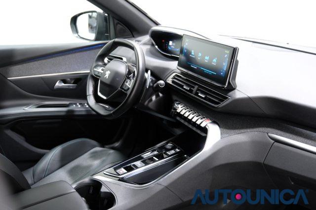 PEUGEOT 3008 Hybrid4 300 E-EAT8 ALLURE PACK FULL LED