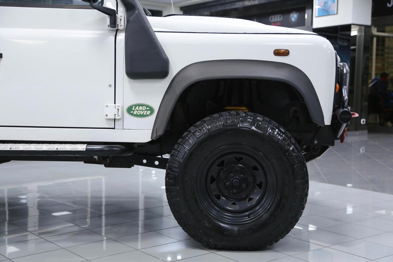 Land Rover Defender 90 2.5 Td5