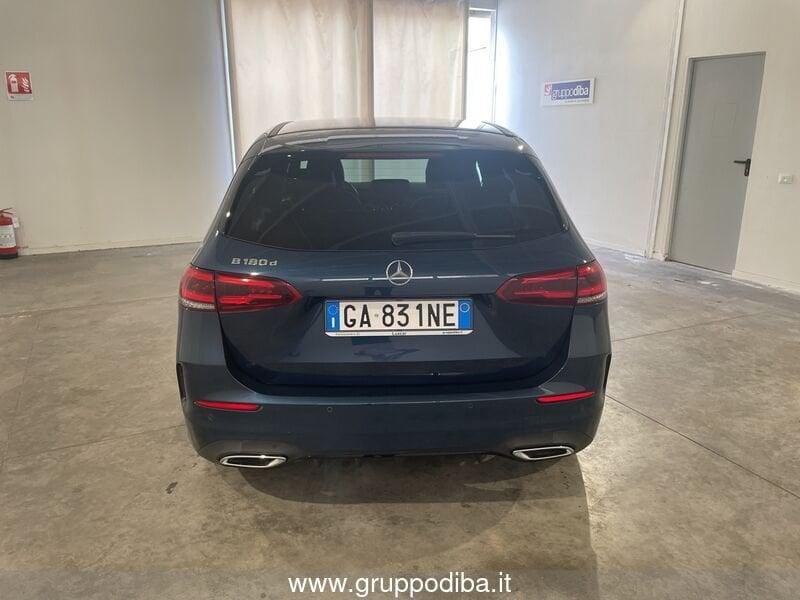 Mercedes-Benz Classe B - W247 2018 Diesel B 180 d Premium auto