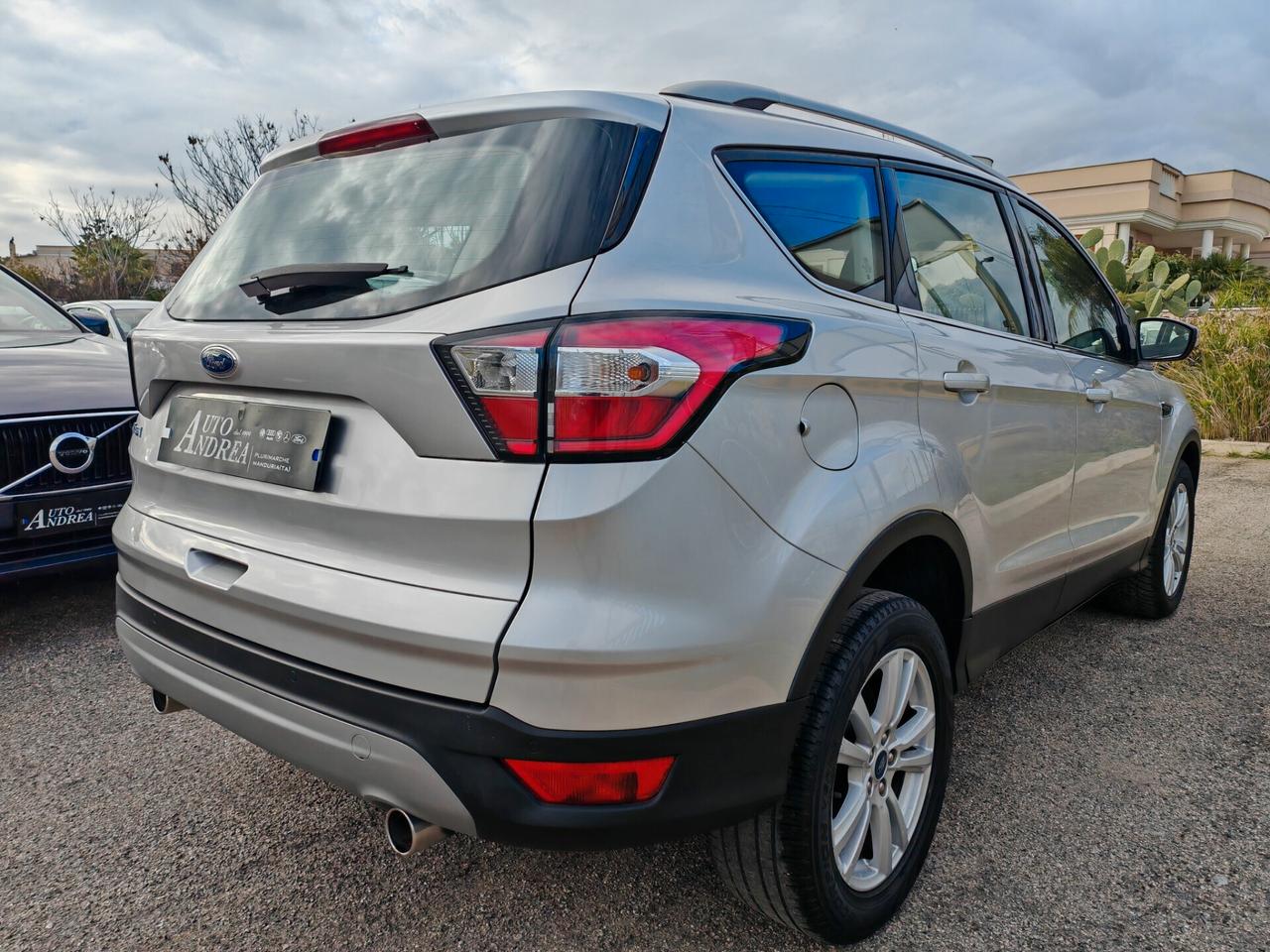 Ford Kuga 1.5 TDCI 120 CV 2WD Titanium 2018