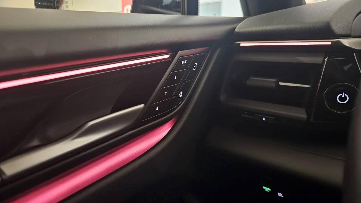 Porsche Macan 4