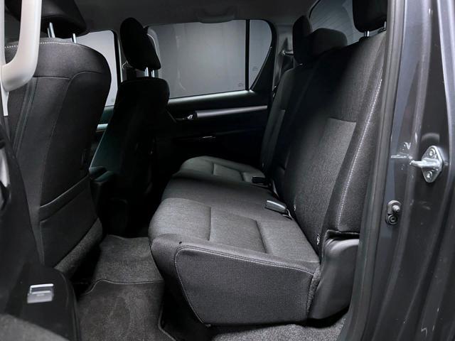 TOYOTA Hilux 2.4 D-4D A/T 4WD 4 porte Double Cab Executive