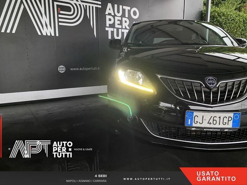 Lancia Ypsilon Ypsilon 1.0 firefly hybrid Silver s&s 70cv