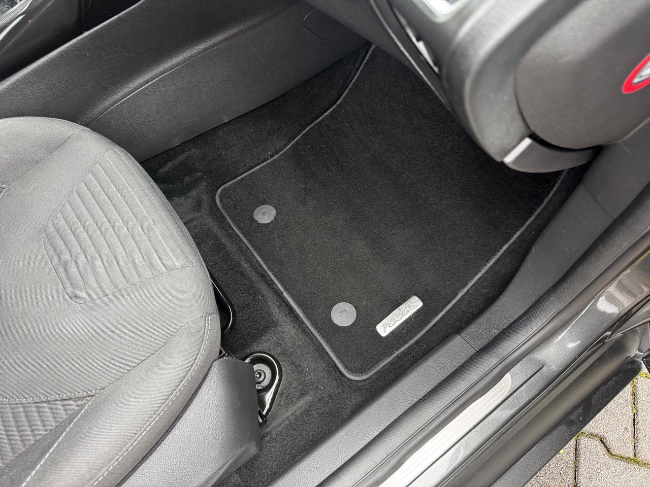 Ford Focus 1.5 TDCi 95 CV SW Titanium neopatentati