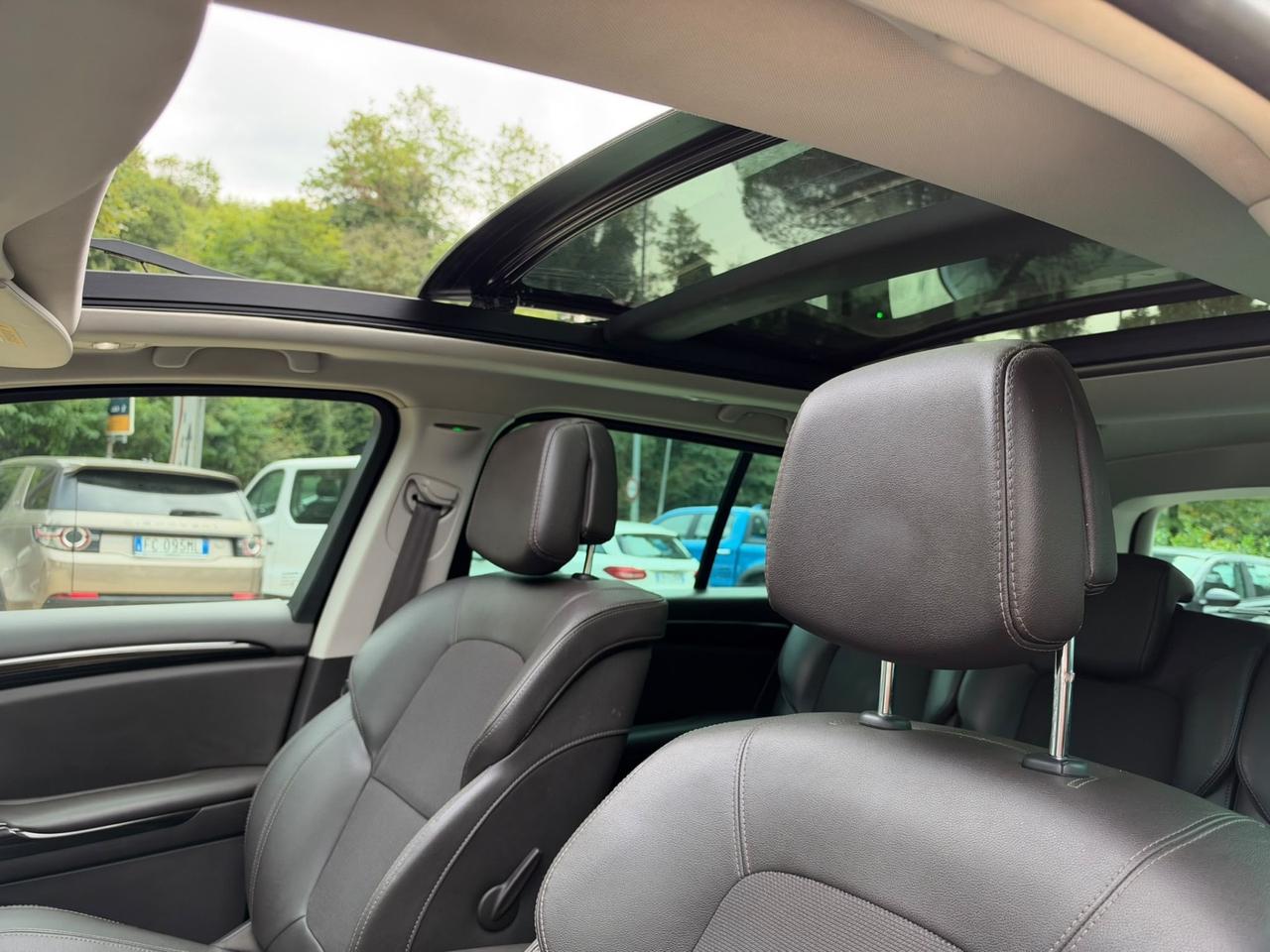 Renault Espace dCi 160CV EDC Energy Initiale Paris 4Control