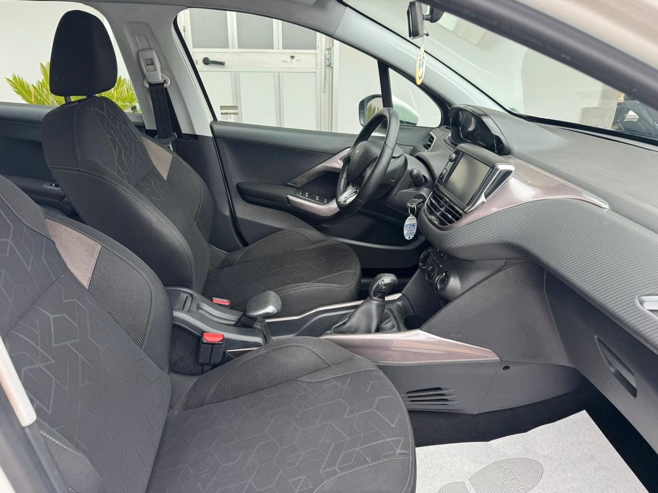 Peugeot 2008 PureTech 82 Allure