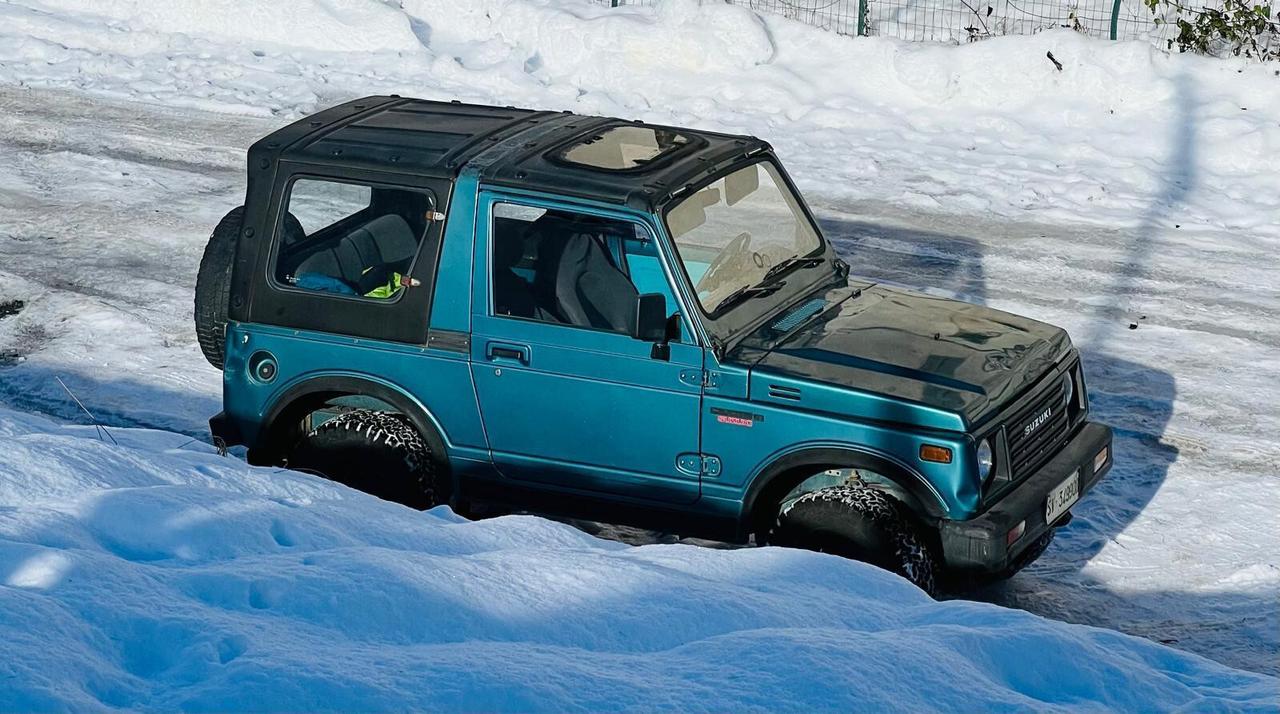 ASI Suzuki SJ 413 SJ413 Cabriolet De Luxe 1988