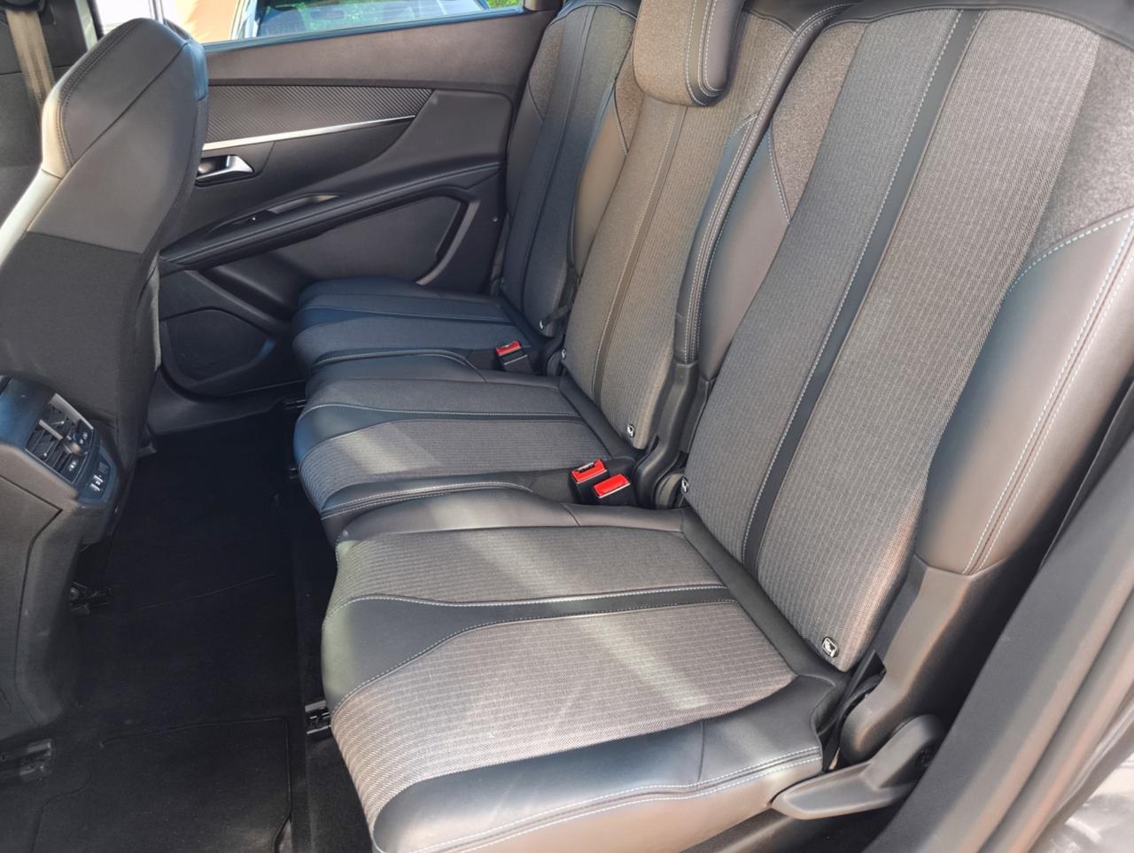 Peugeot 5008 130cv Allure Pack 7 posti PREZZO VERO!