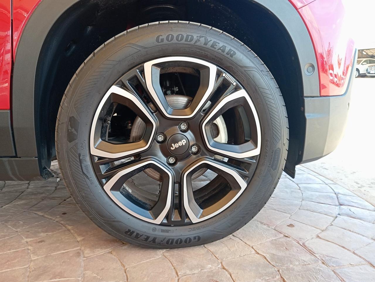 Jeep Avenger 1.2 Turbo 100 CV Summit