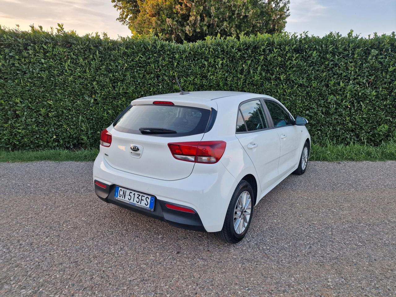 Kia Rio 1.2 5p unipro