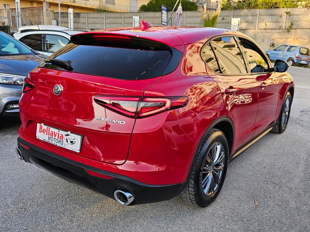 Alfa Stelvio 2.2 D 160 CV AT8 Business