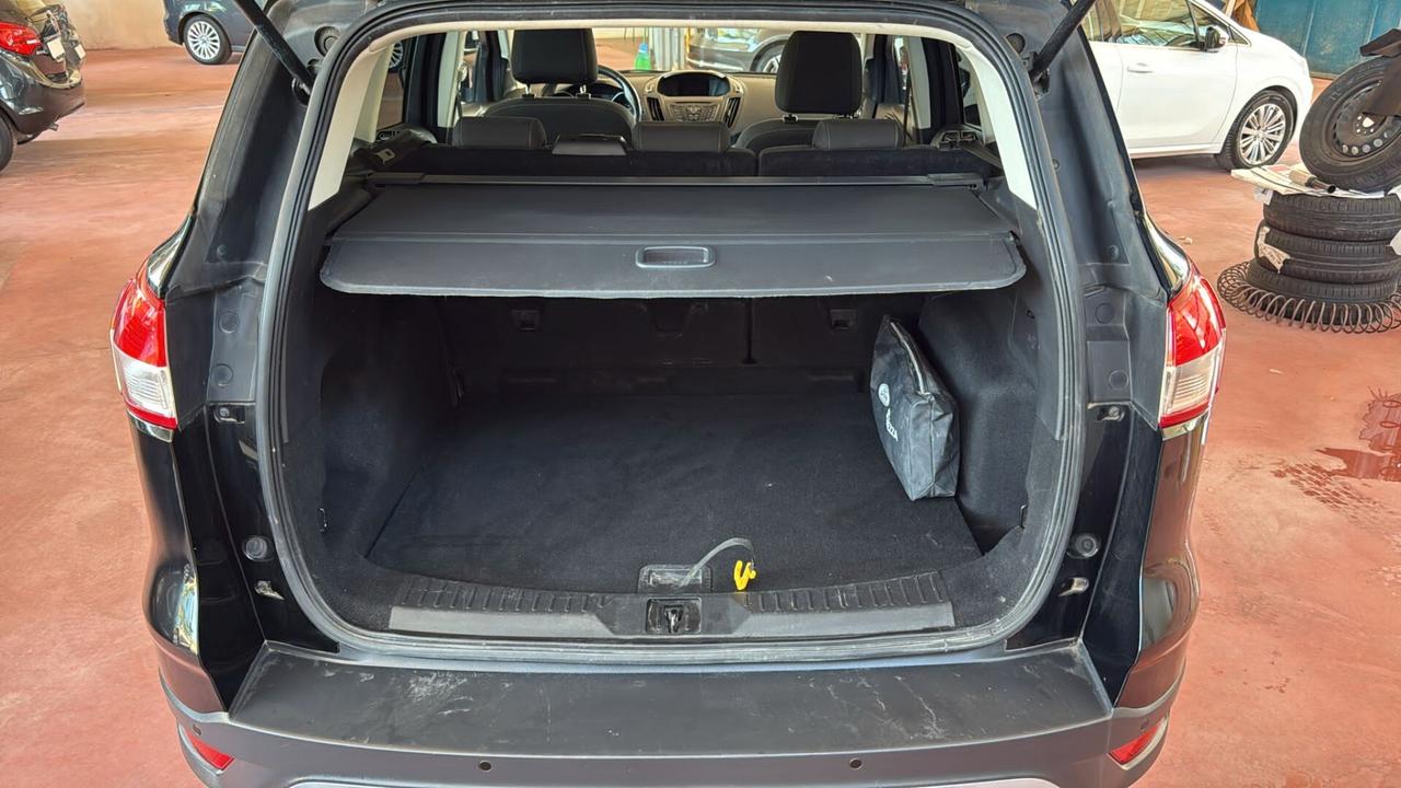 Ford Kuga 2.0 TDCI 115 CV 2WD Titanium