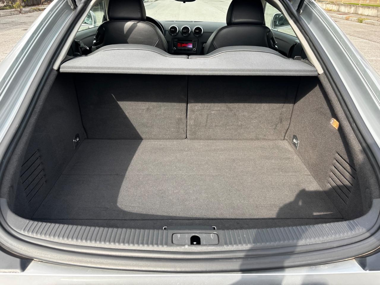 Audi TT Coupé 3.2 V6 quattro, CAMBIO MANUALE