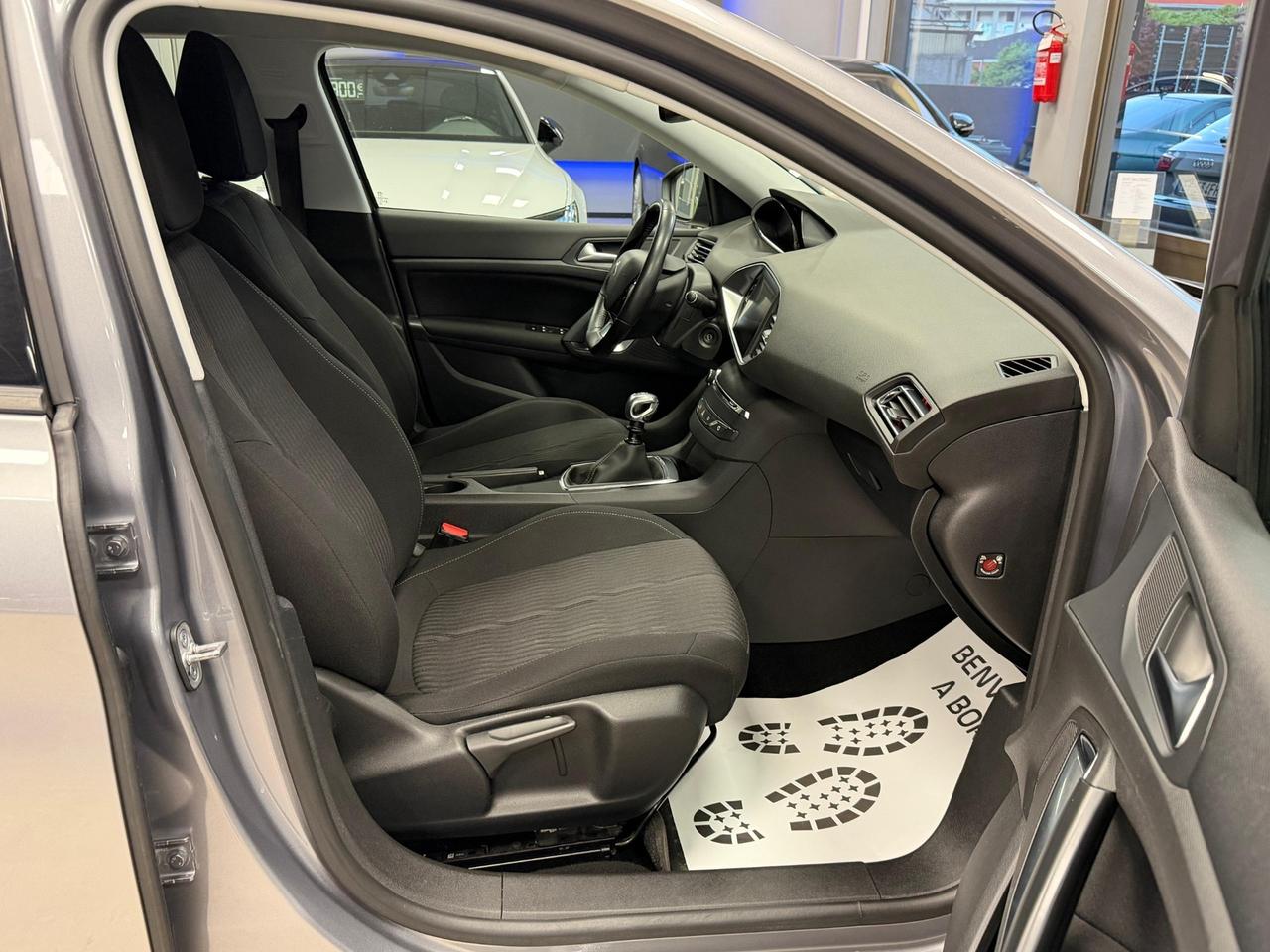 Peugeot 308 1.6 e-HDi 115 CV Stop&Start Allure