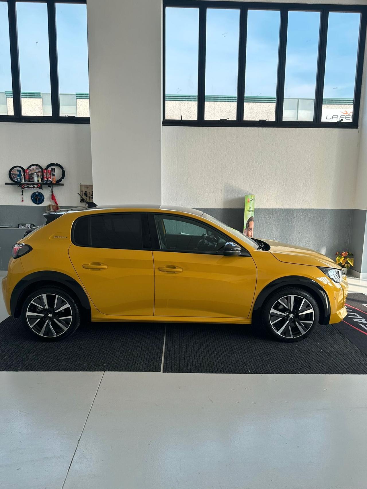 Peugeot 208 PureTech 100 Stop&Start 5 porte GT Line