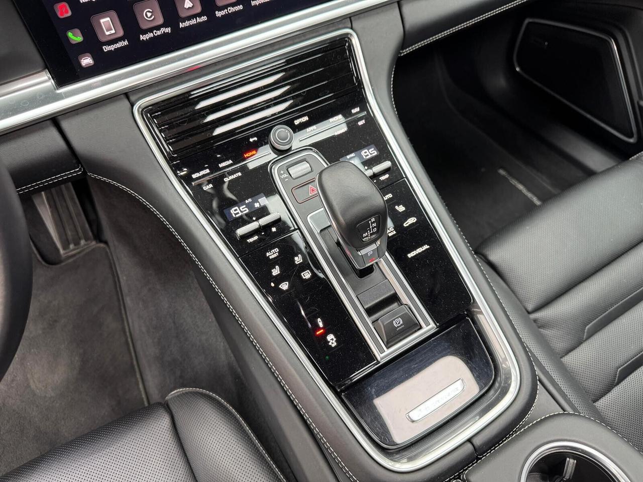 Porsche Panamera 2.9 4 E-Hybrid Sport Turismo Platinum Edition (881)
