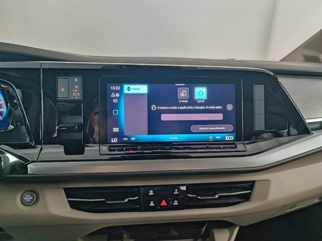 Volkswagen Multivan 1.5 phev Life 4motion 245cv dsg 7p.ti