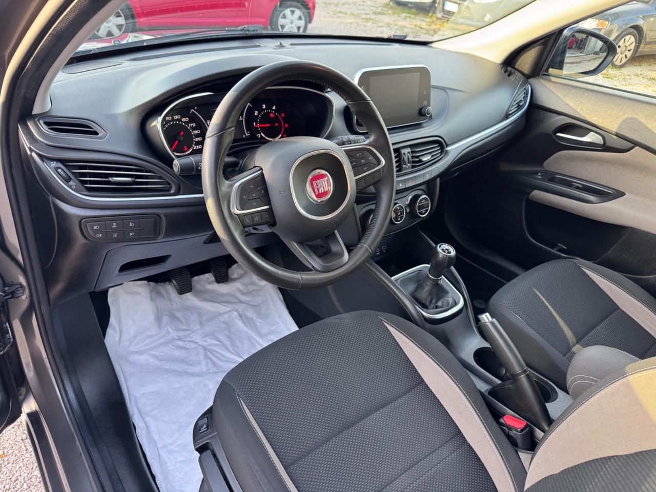 Fiat Tipo 1.3 Mjt S&S SW Lounge