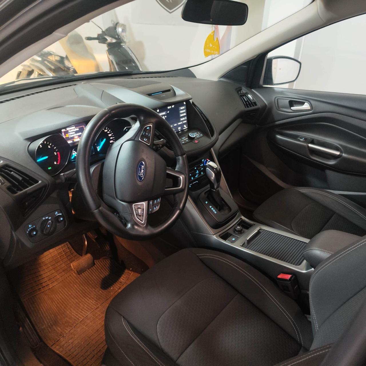 Ford Kuga 1.5 TDCI 120 CV S&S 2WD Plus automatico (12 mesi di garanzia)