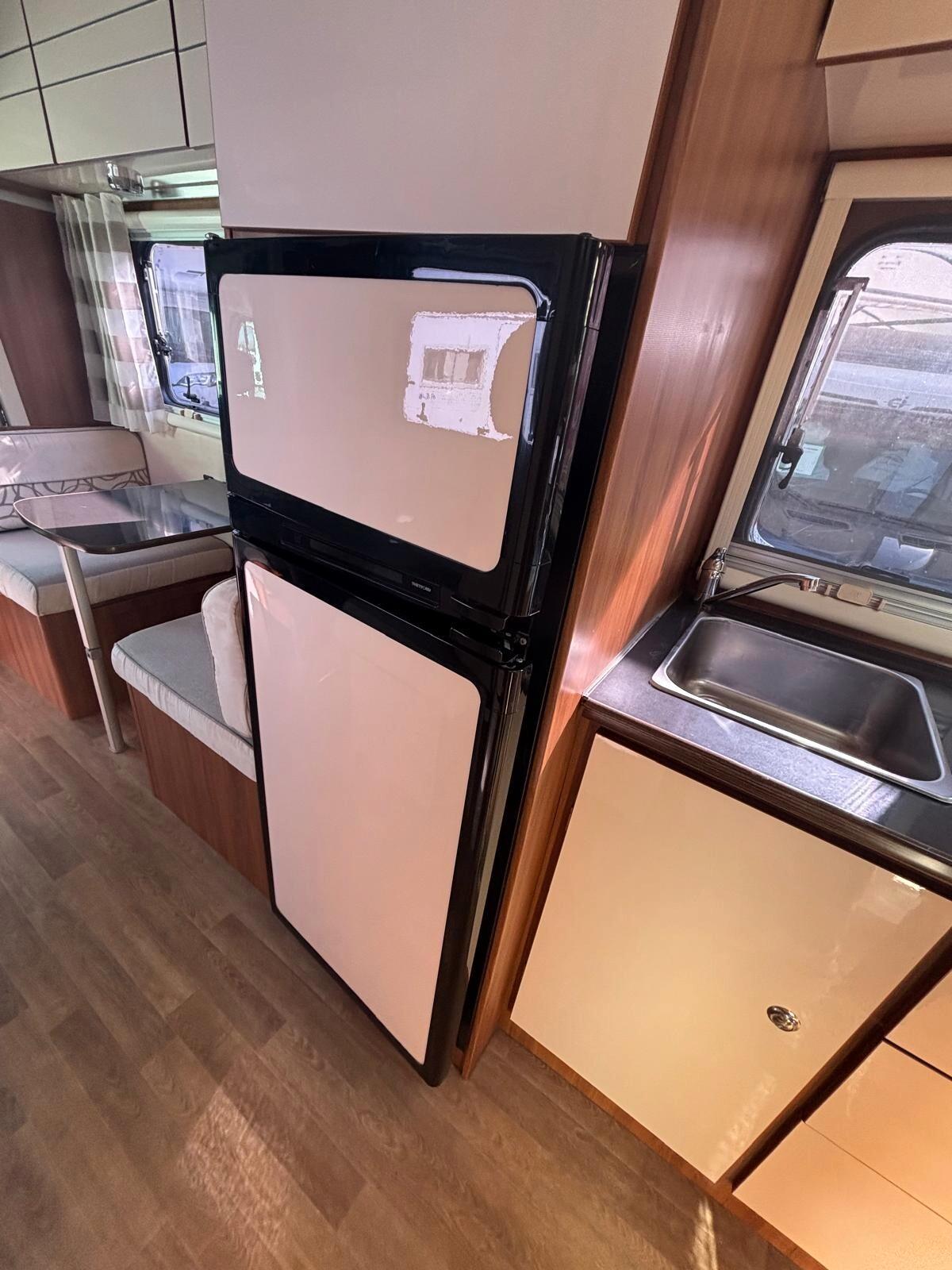 Rimor Katamarano 9 camper