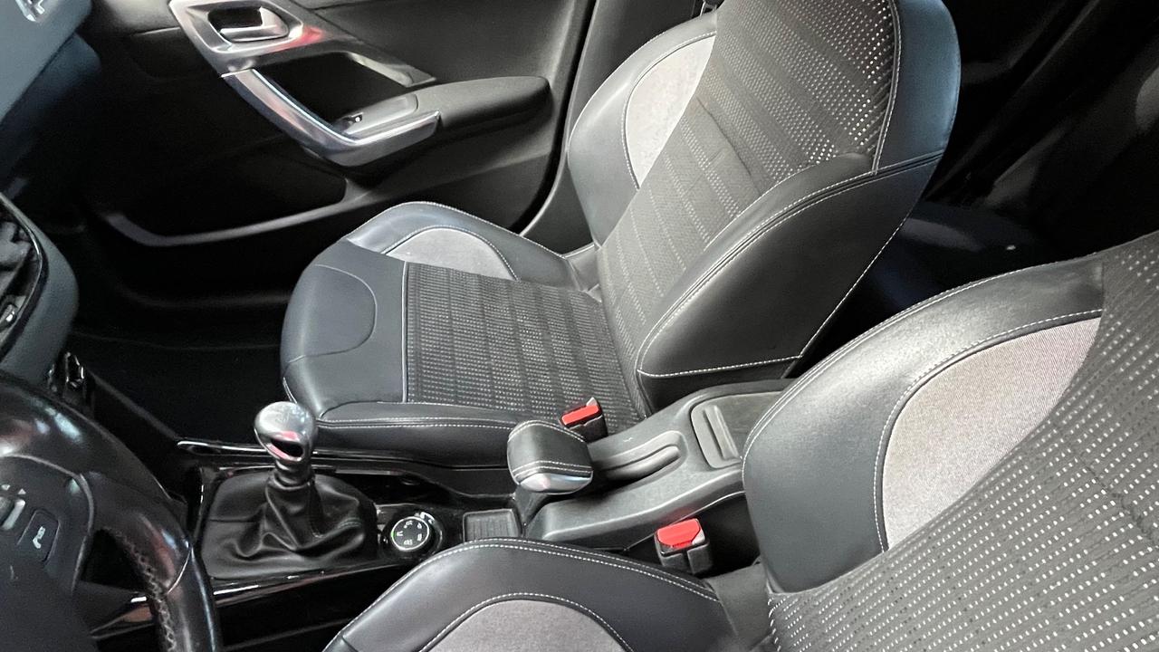 Peugeot 2008 1.6 e-HDi 115 CV Stop&Start Allure