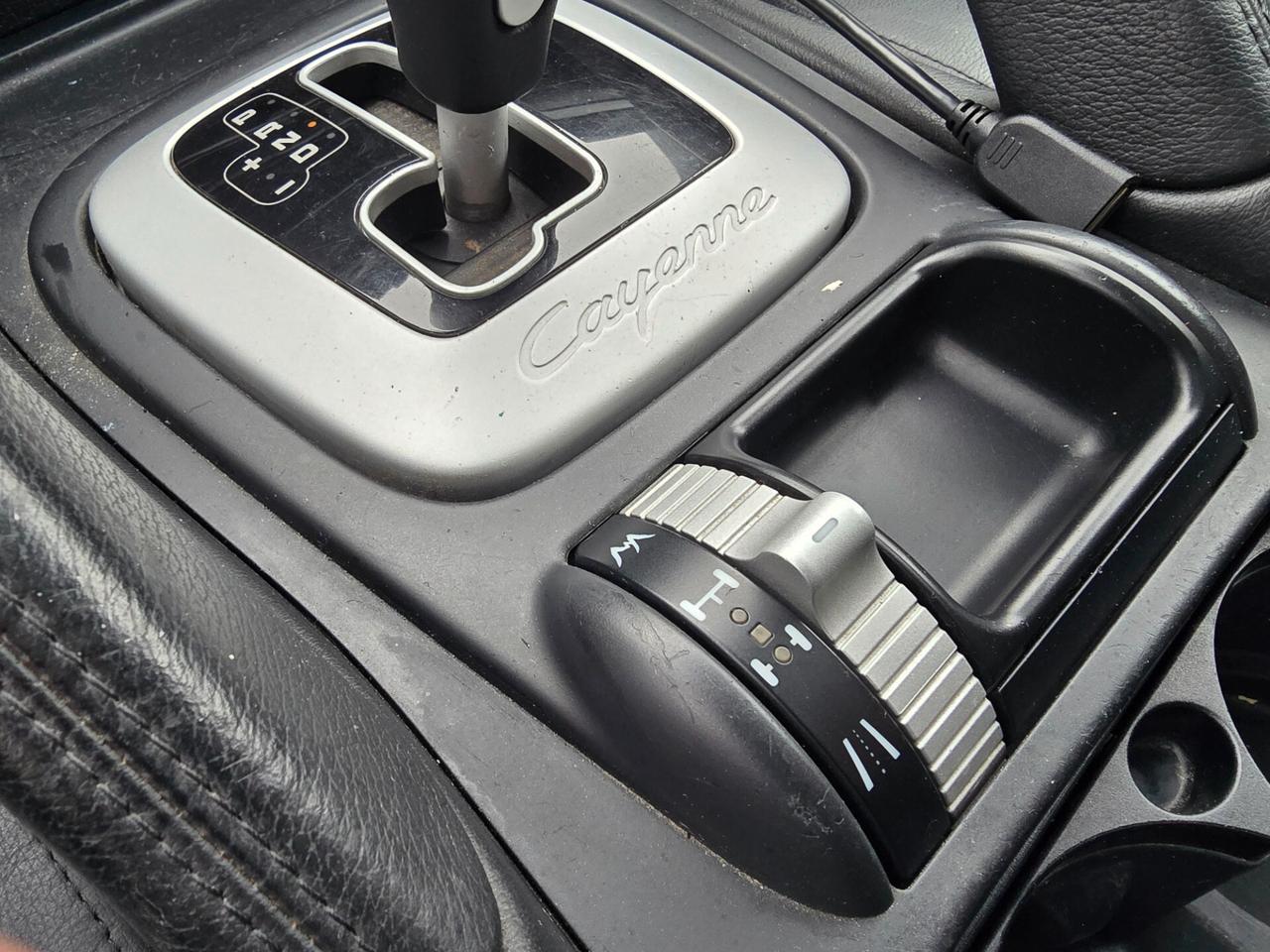 Porsche Cayenne 3.2 V6|TETTO APRIBILE|DARK BLUE (LA5Q)