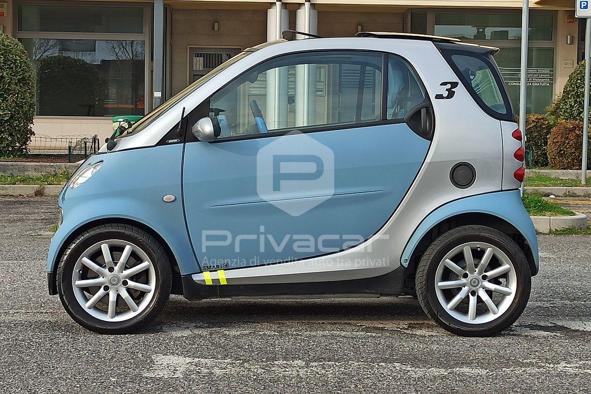 SMART fortwo 700 coupé passion (45 kW)