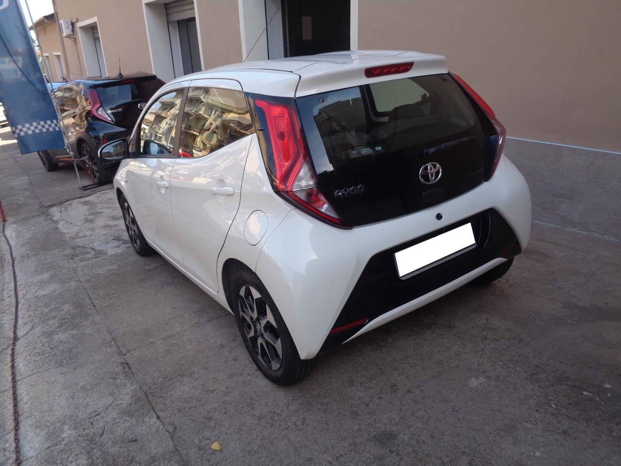 Toyota Aygo 1.0 VVT-i 72 CV x-fun (Finanziabile)