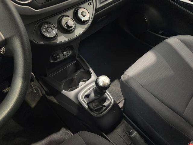 TOYOTA Yaris 1.0 5 porte Lounge