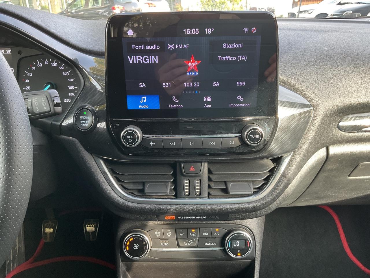 Ford Fiesta 1.0 Ecoboost 5 porte ST-Line OK NEOPATENTATI