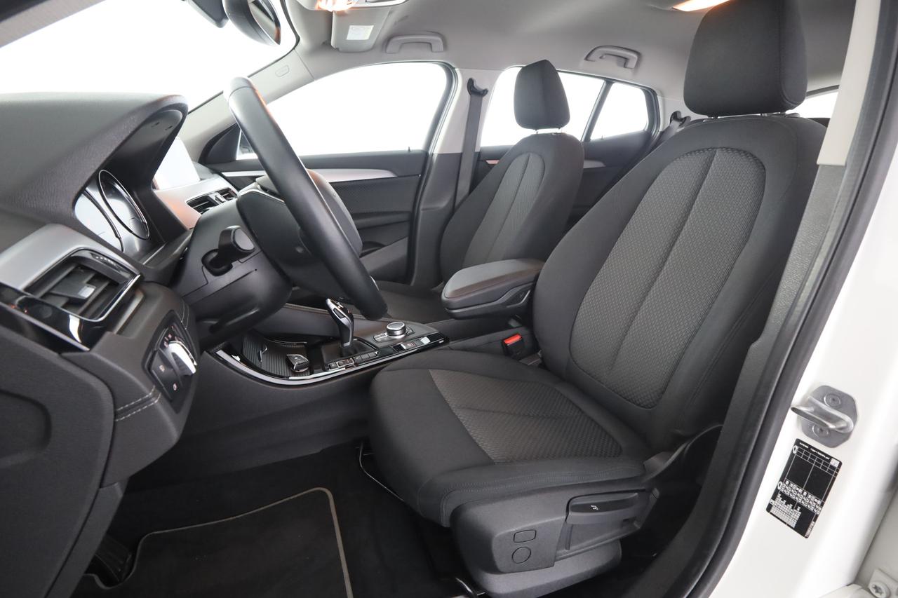 BMW X2 (F39) X2 sDrive16d Business-X
