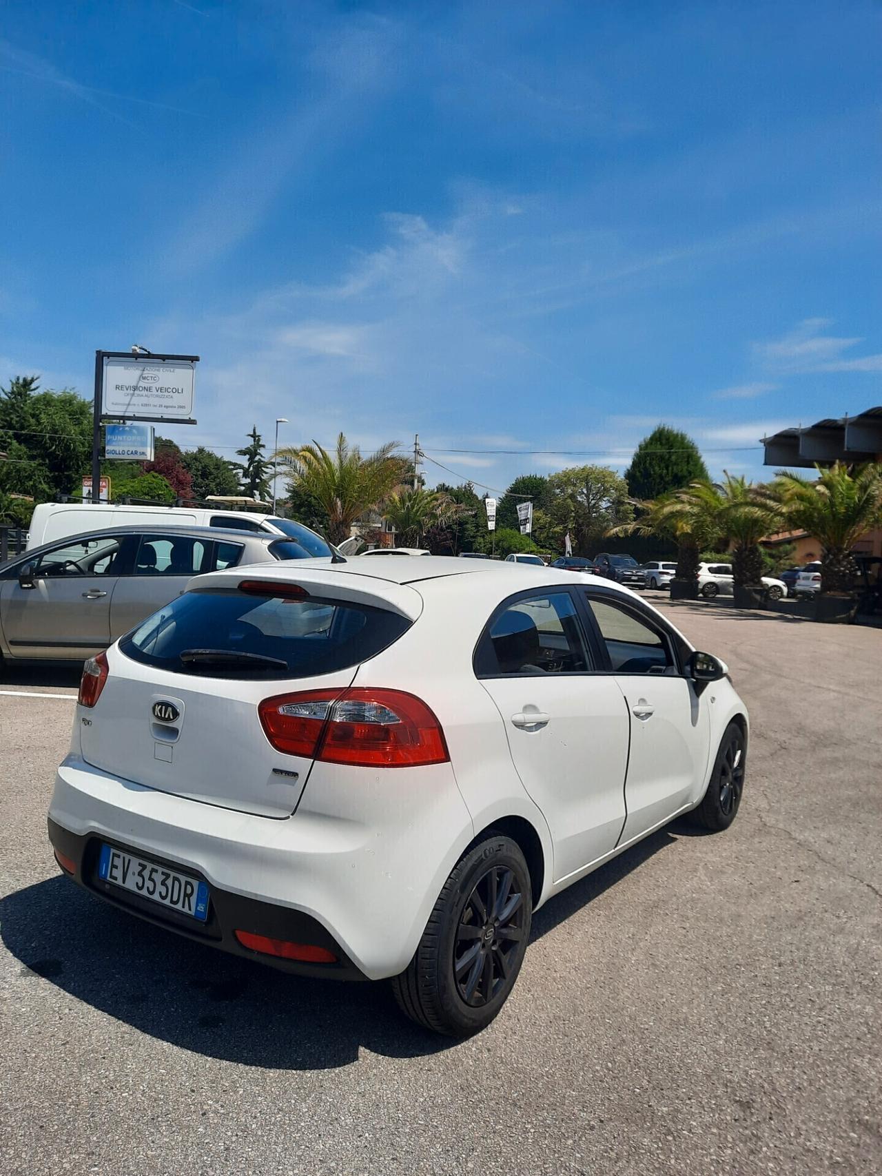 Kia Rio 1.1 CRDi 5p. Active OK NEOPATENTATI