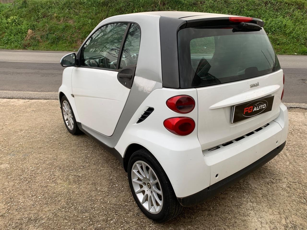Smart ForTwo 1000 62 kW coupé passion