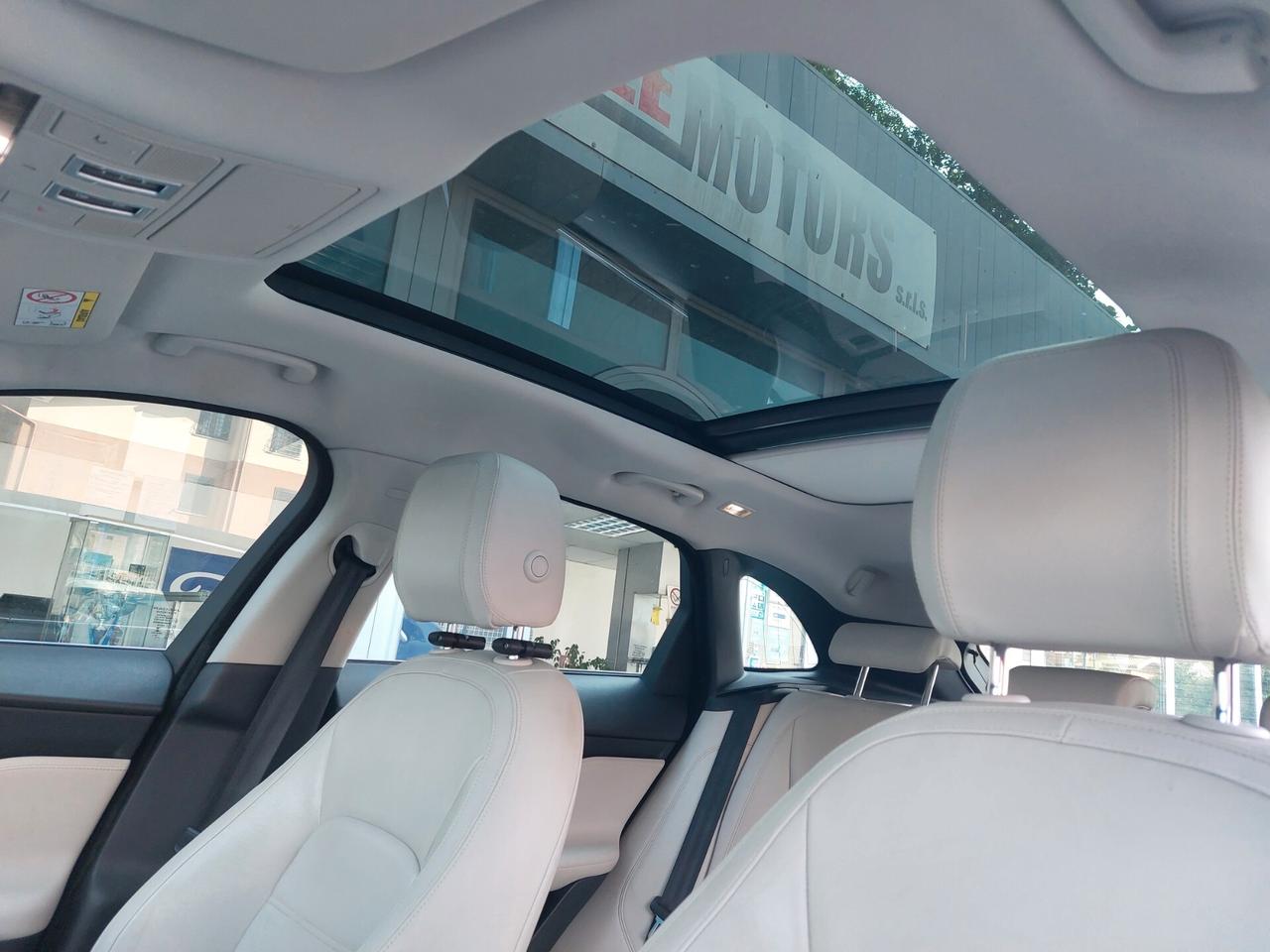 Jaguar F-Pace 2.0 D 180 CV AWD Prestige