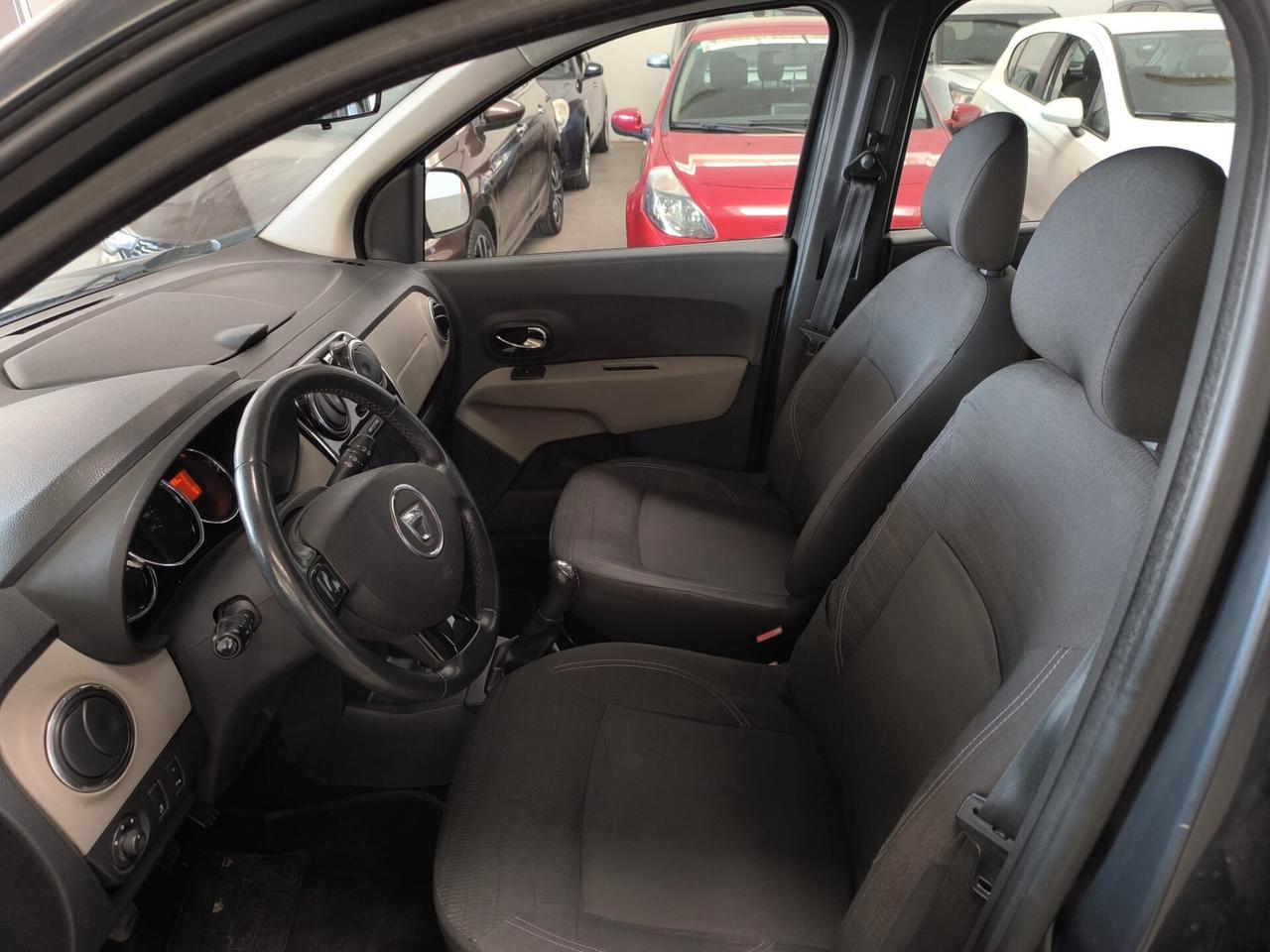 Dacia Lodgy 1.5 dCi 8V 110CV 5 posti Lauréate
