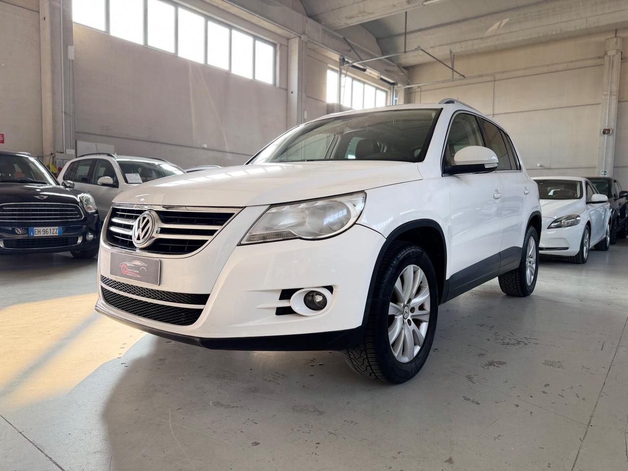 Volkswagen Tiguan 2.0 16V TDI DPF Sport & Style 4x4 NEOPATENTATI