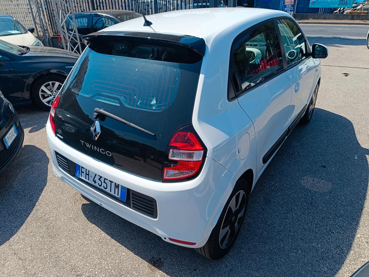 Renault Twingo SCe Lovely