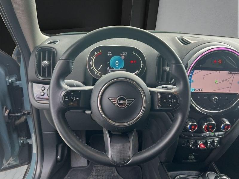 MINI Countryman Cooper D Essential automatica