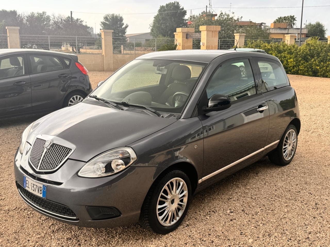 Lancia Ypsilon 1.4 Unyca Ecochic GPL