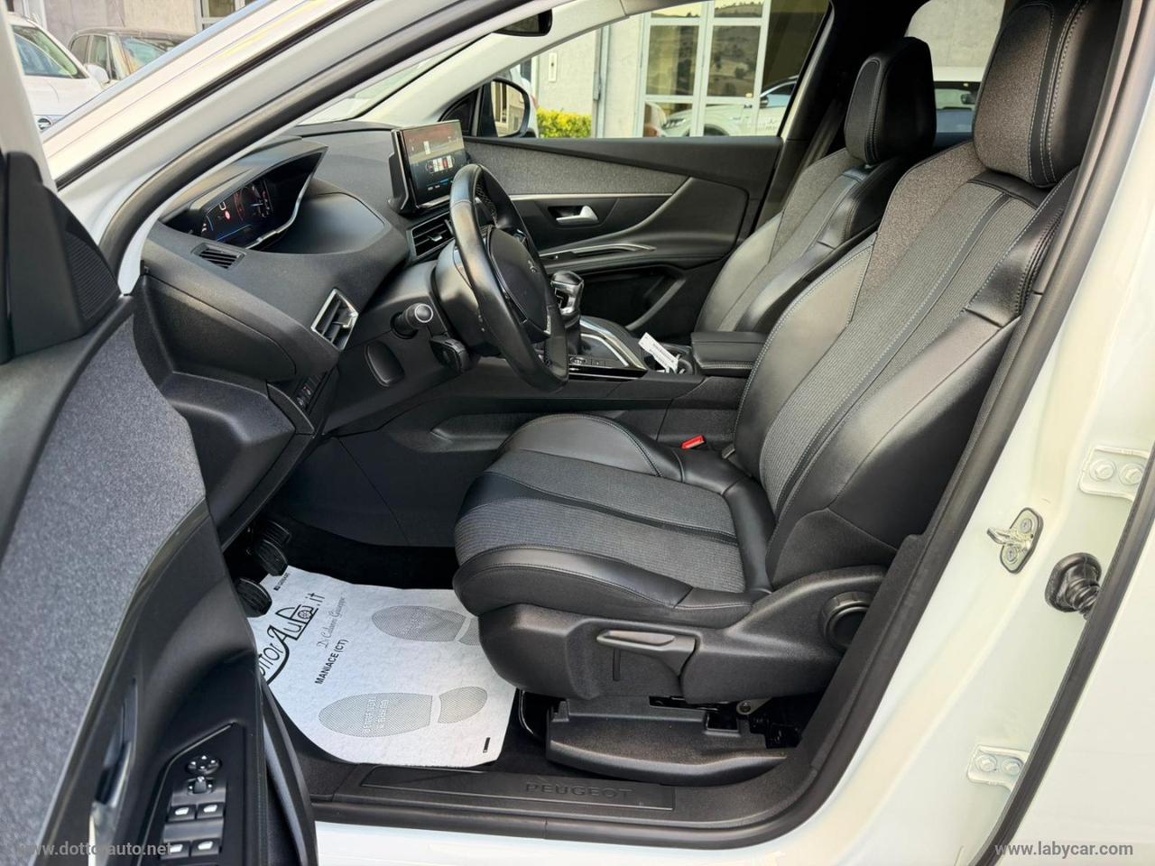 PEUGEOT 3008 BlueHDi 130 S&S Allure Pack