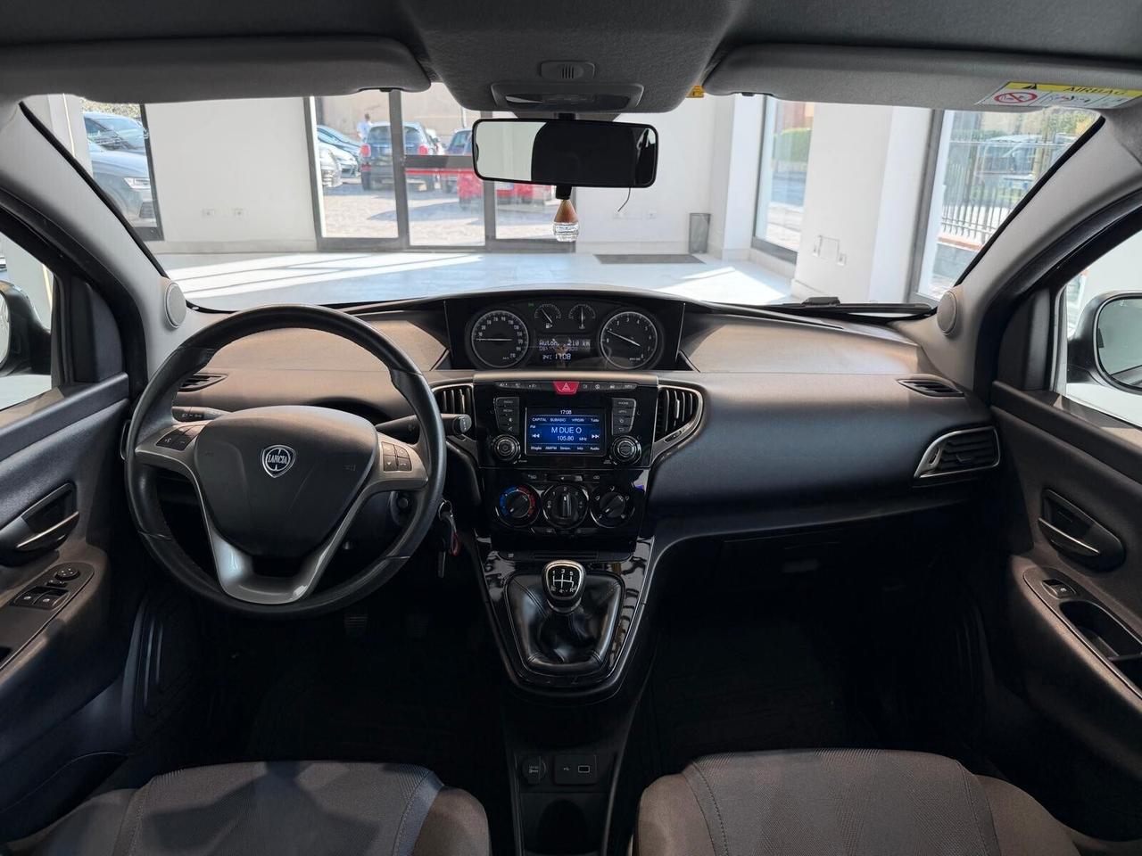 Lancia Ypsilon 1.2 Platinum " 40 MILA KM CERTIFICATI "