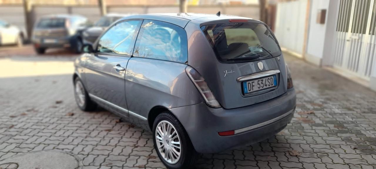 Lancia Ypsilon 1.2 Oro