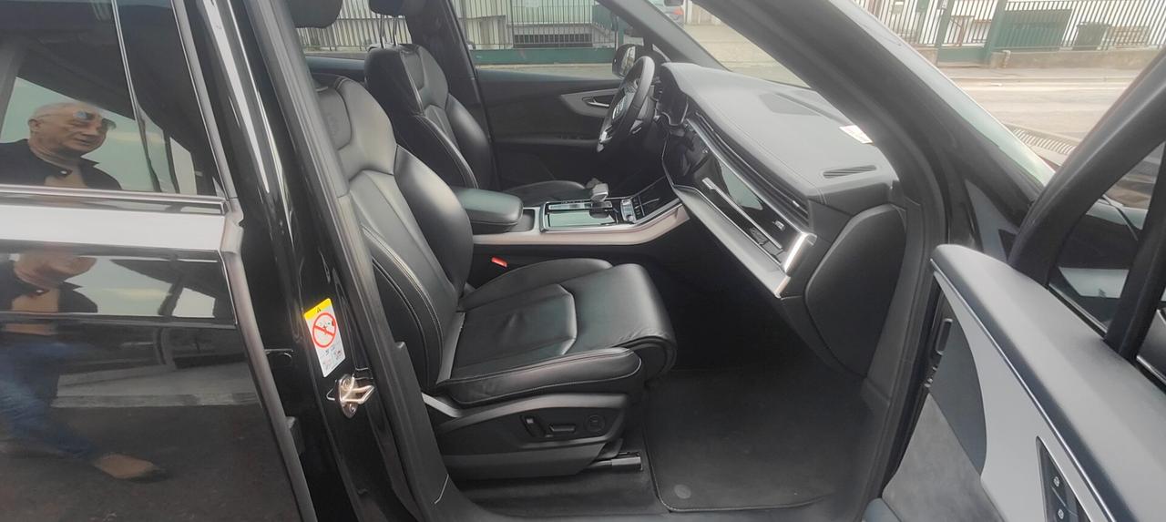 Audi Q7 60 TFSI e quattro tiptronic S line plus