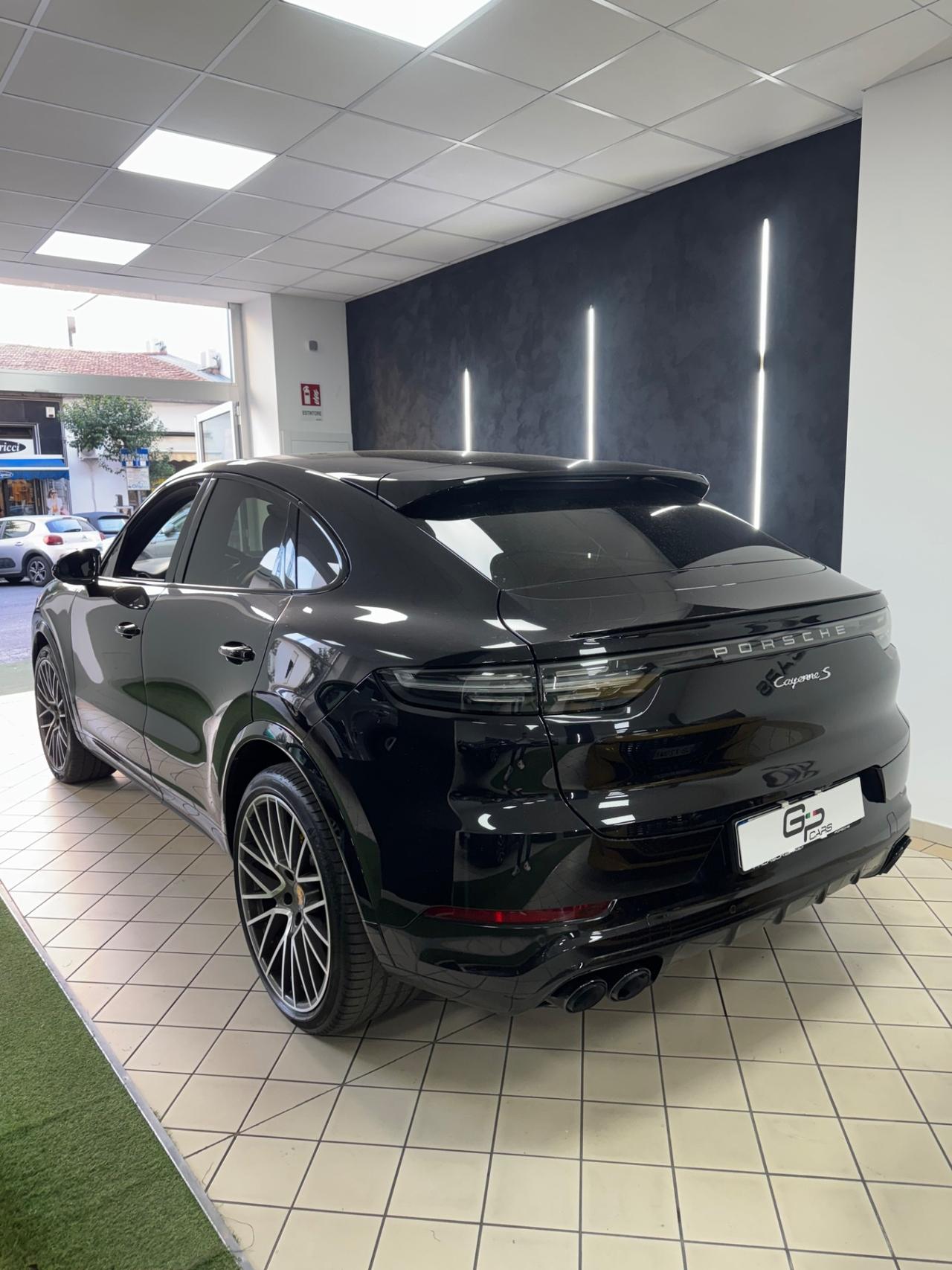 Porsche Cayenne Coupé 2.9 V6 S Platinum Edition