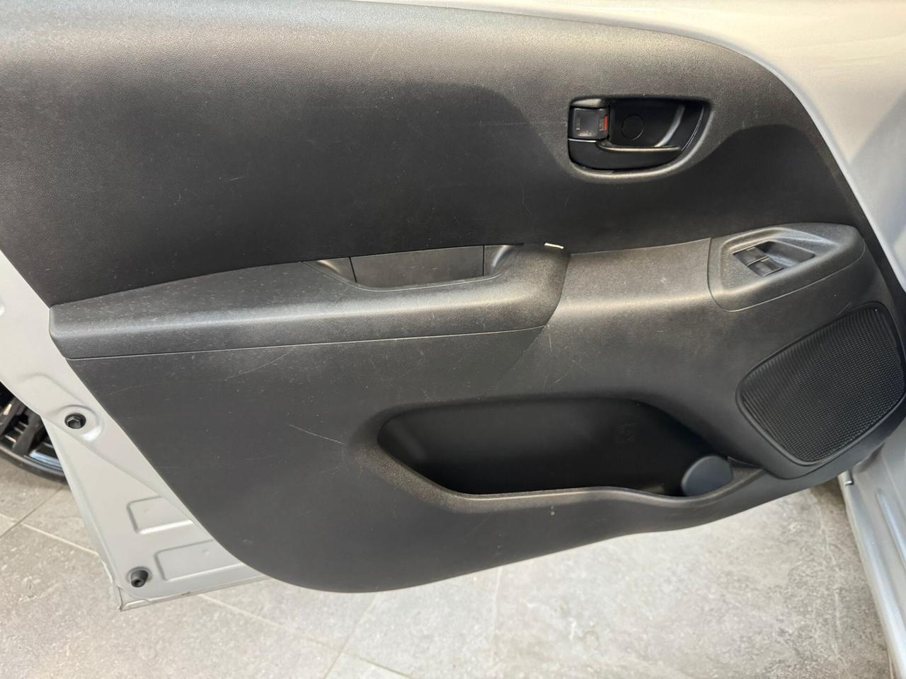 Citroen C1 VTi 68 5 porte Shine Cabrio