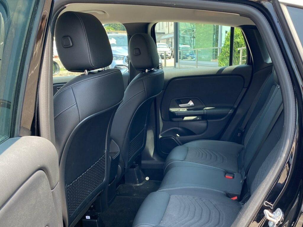 Mercedes GLA 180 180 D Advanced 8G-DCT