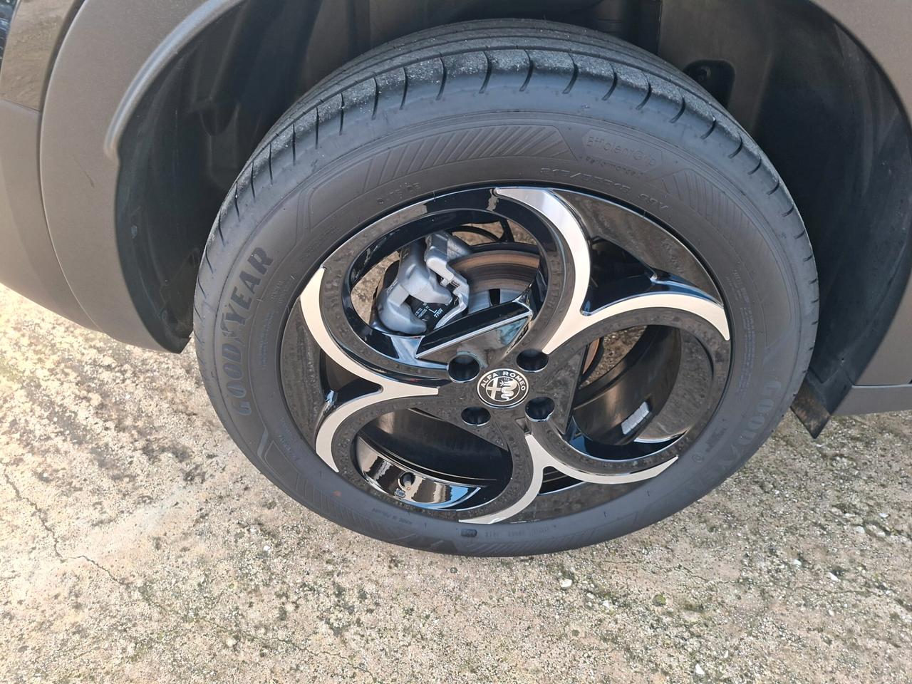 Alfa Romeo Junior 1.2 136 CV Hybrid eDCT6 Speciale