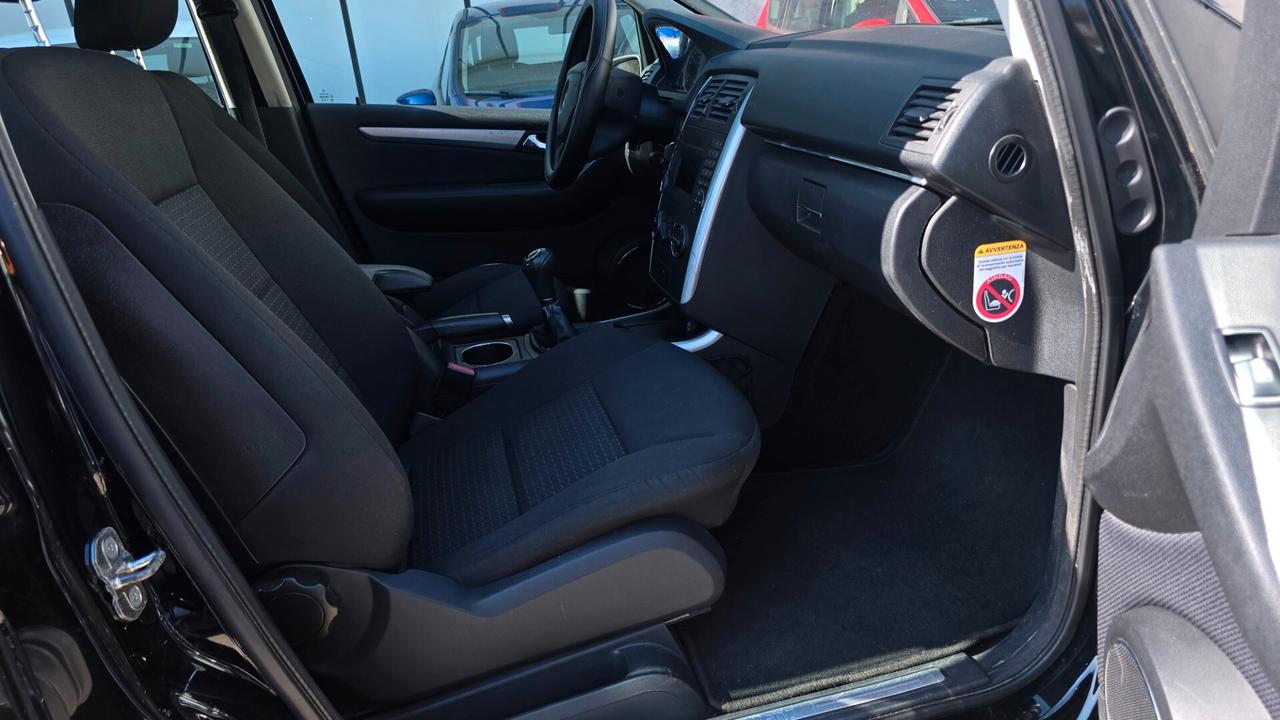 Mercedes-benz A 180 160 BlueEFFICIENCY