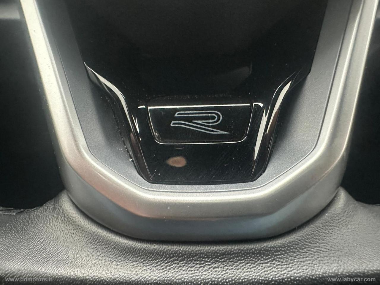 VOLKSWAGEN T-Roc 2.0 TDI SCR R-Line Plus * R LINE *